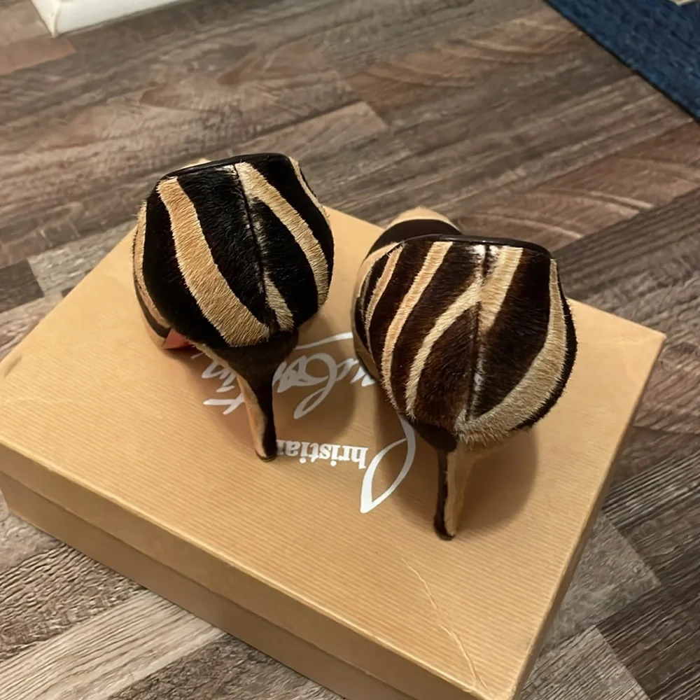 Christian Louboutin Feticha 120 Pony Zibrown. Size 39. Good condition. See pics. - Picture 3 of 9